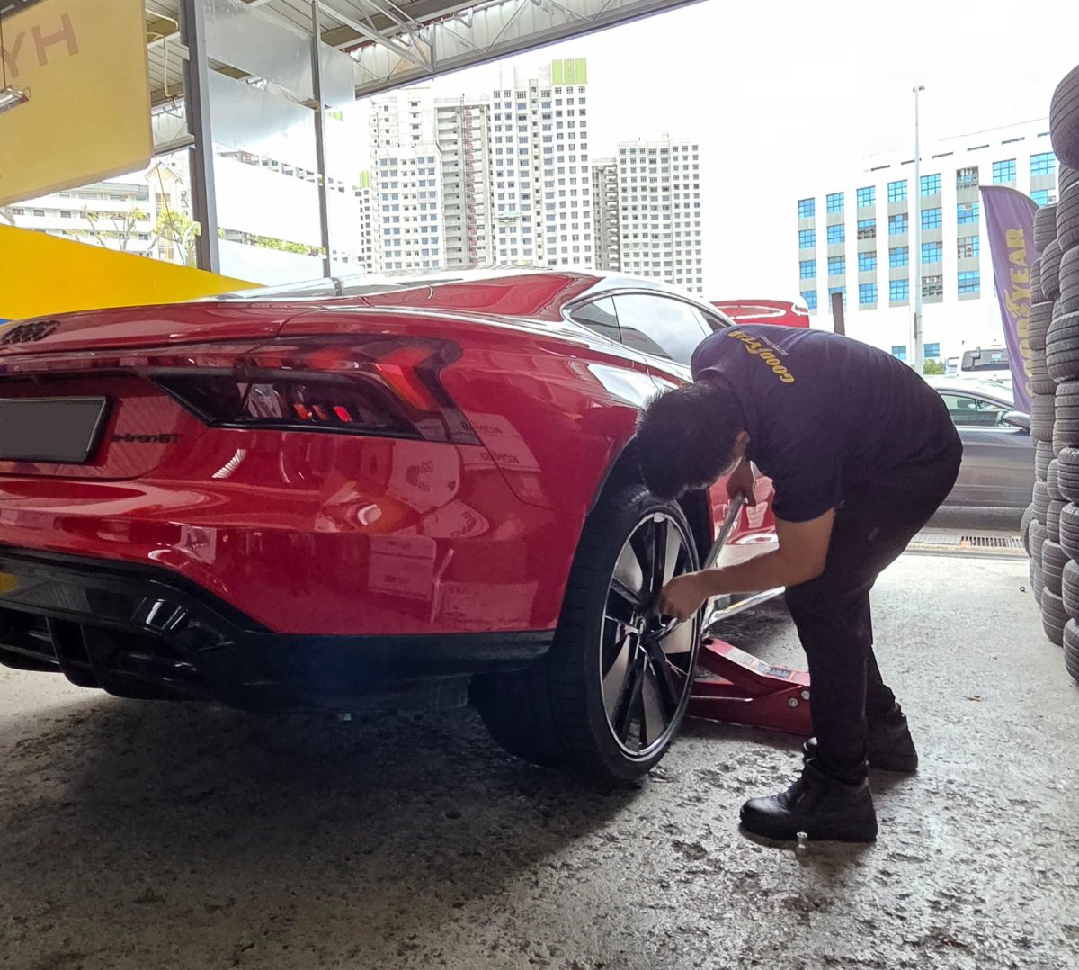 AUDI RS E-TRON GT — PIRELLI PZ4 NF0 ELT — Tai Huat Tyres Singapore