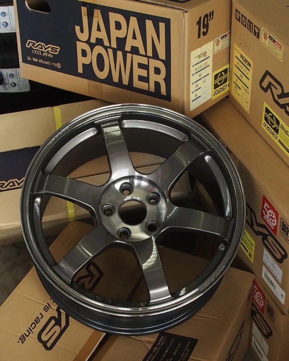 Rays TE37 SL SAGA