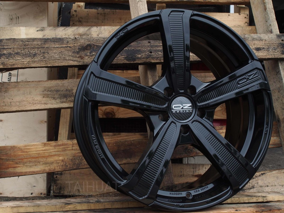 OZ Racing Montecarlo HLT